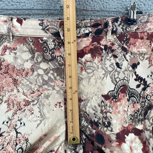 Chicos Jeans Womens 2 US 12 Ivory Red Floral Lace Print Platinum Jegging Stretch - Picture 9 of 12
